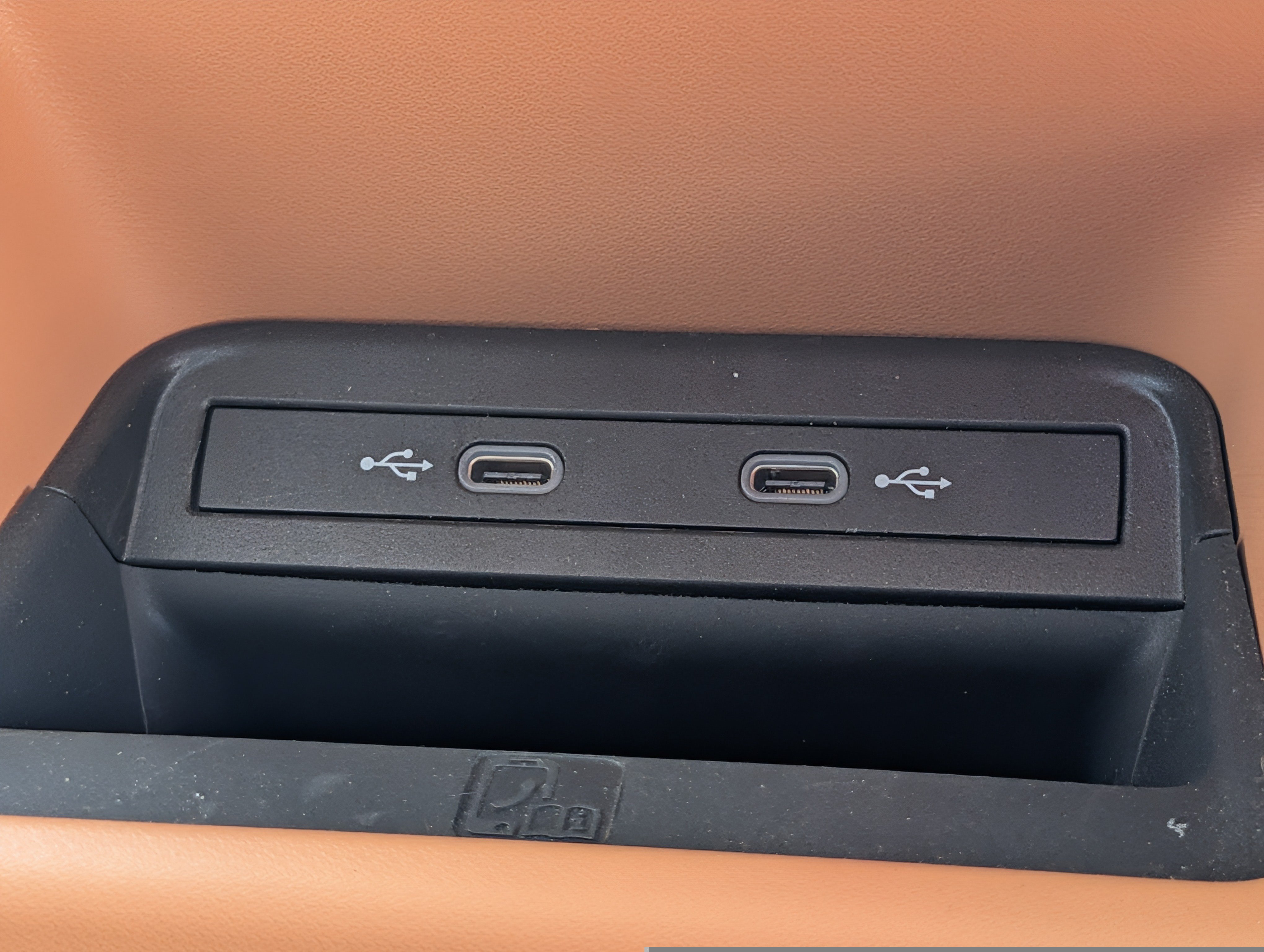 Used 2025 Volkswagen ID. Buzz Pro S Plus RWD image 29