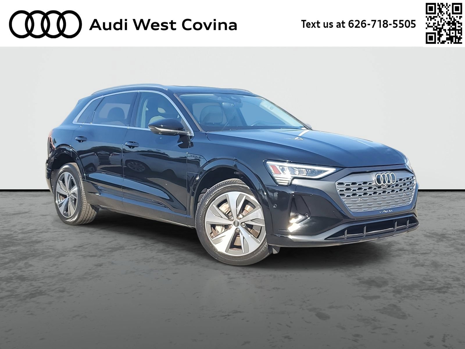 Used 2024 Audi Q8 e-tron Premium Plus w/ Premium Plus Package image 1