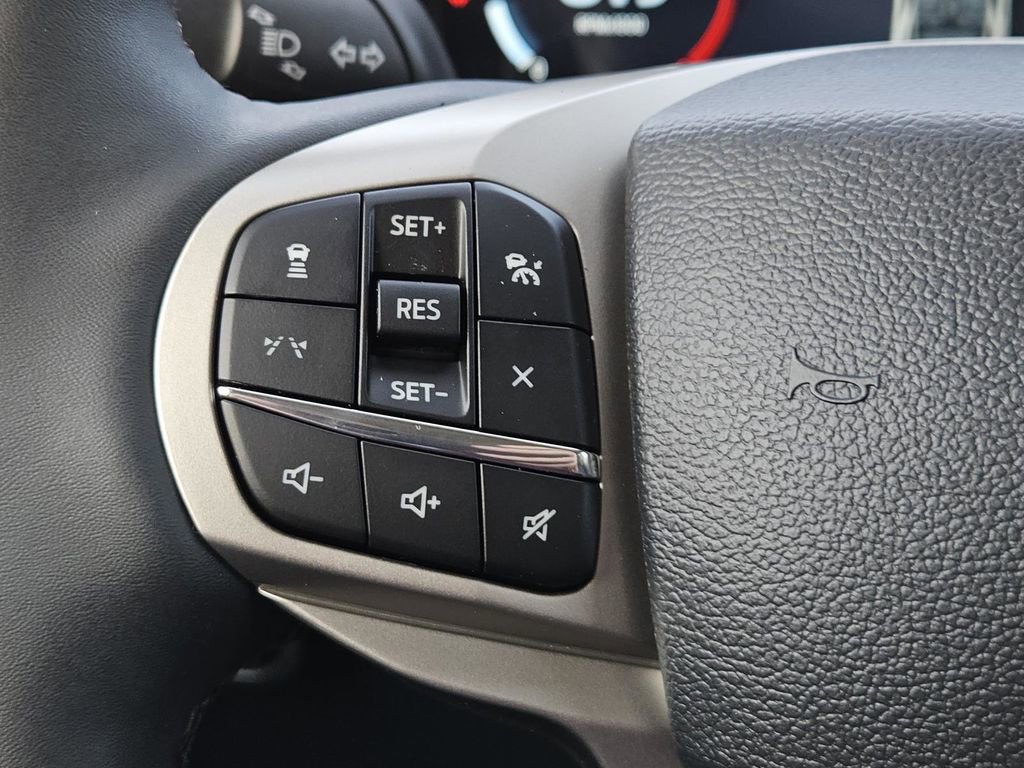 New 2026 Ford Explorer Active w/ Active Comfort Package image 19