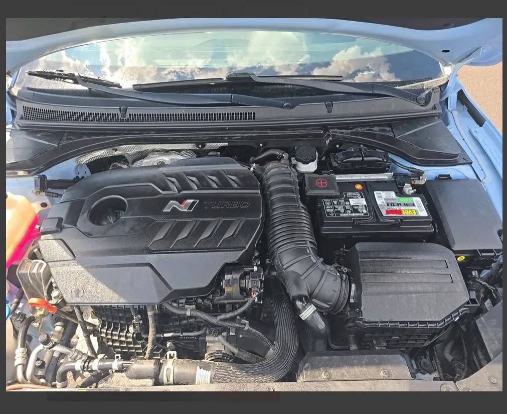 Used 2021 Hyundai Veloster N FWD image 4