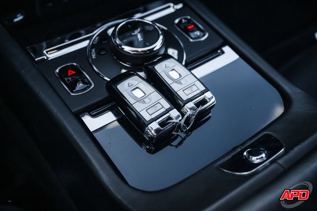 Used 2019 Rolls-Royce Wraith RWD image 94