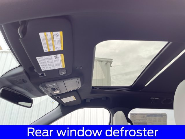 New 2027 Ford Explorer Platinum w/ 3.0L Ultimate Package AWD/4WD image 15