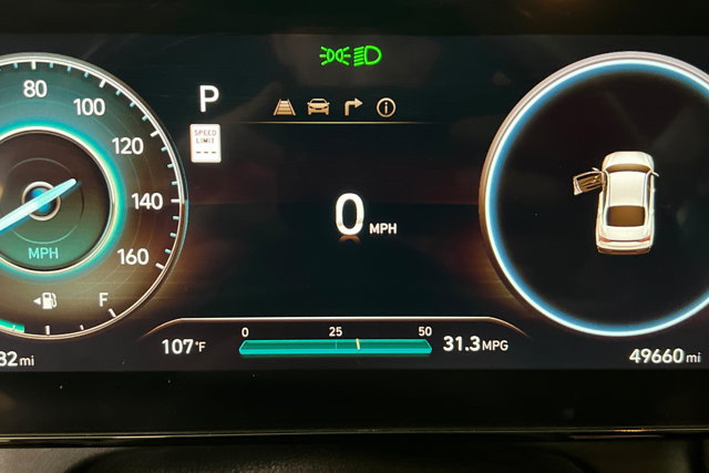 Used 2024 Hyundai Elantra Limited FWD image 14