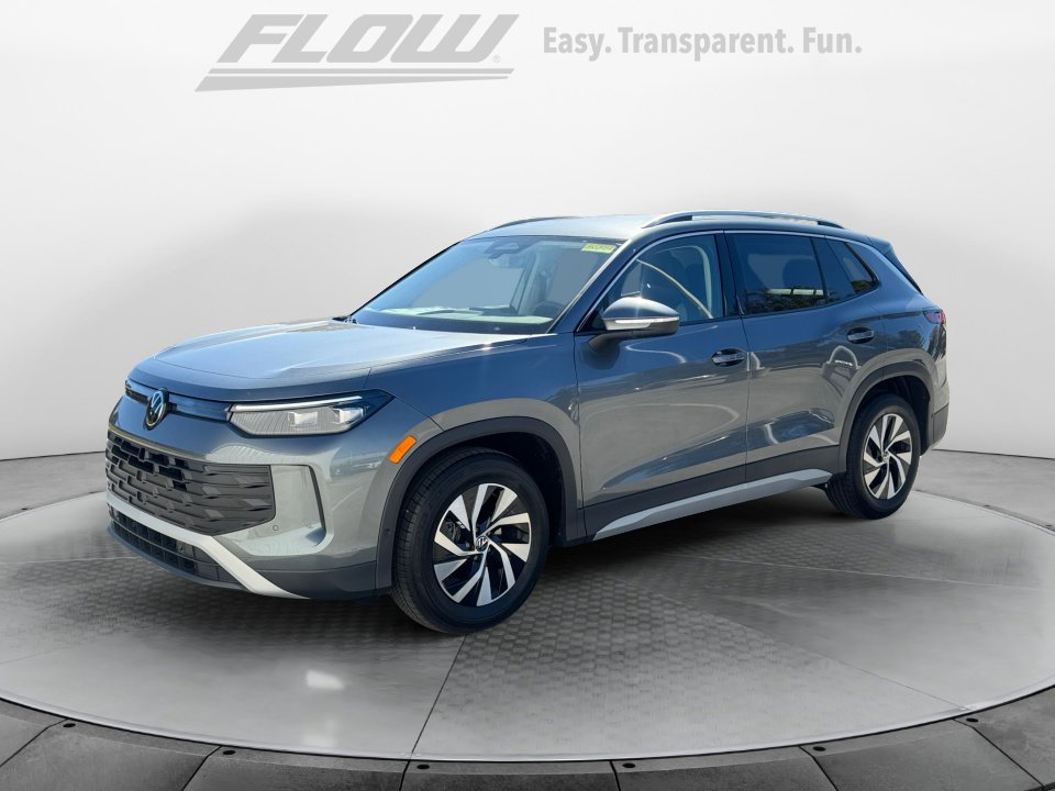 New 2026 Volkswagen Tiguan S image 3