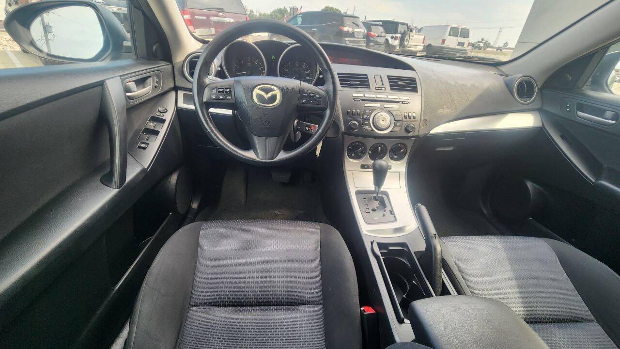Used 2010 MAZDA MAZDA3 i Touring FWD image 12