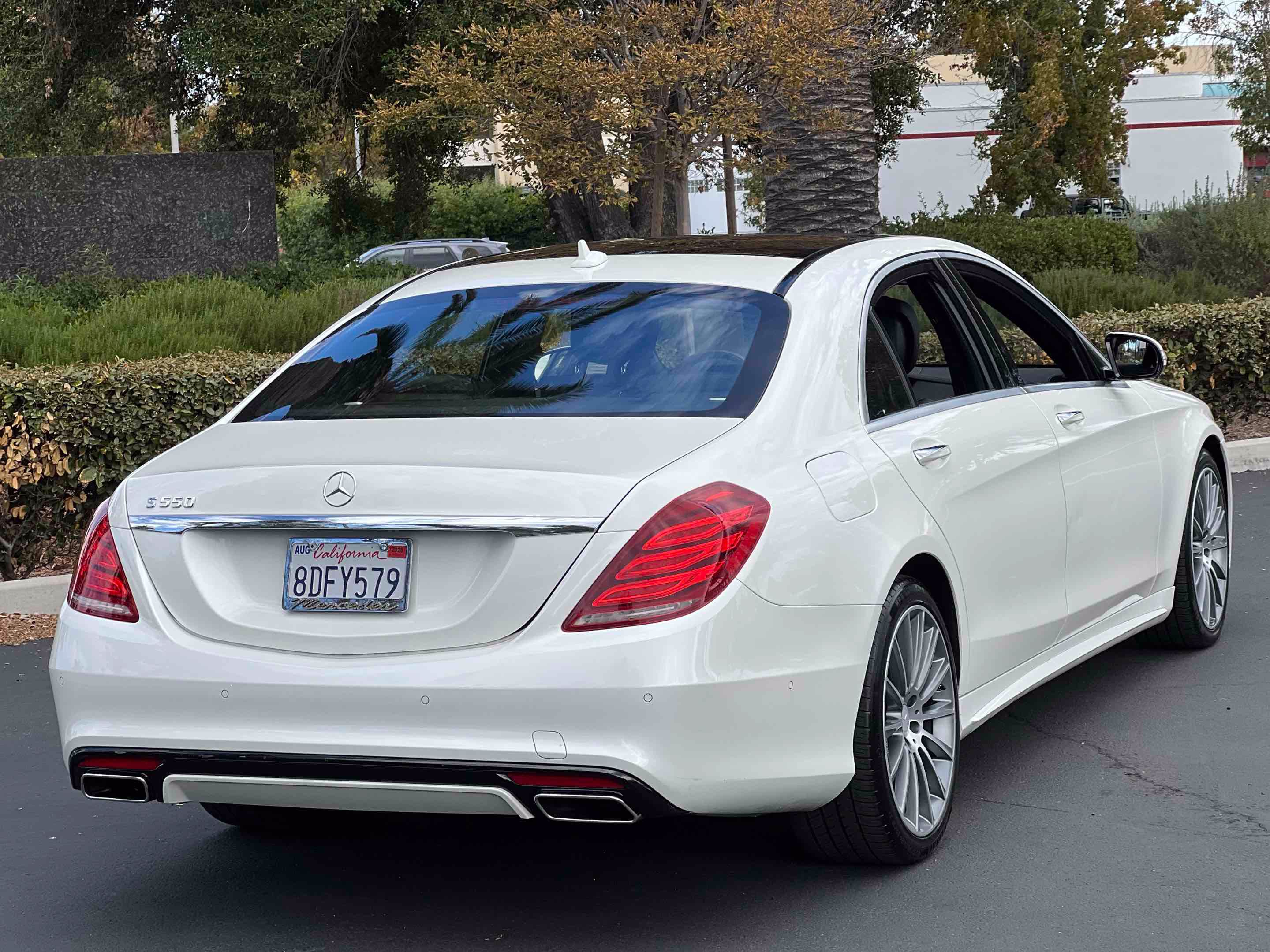 Used 2015 Mercedes-Benz S 550 Sedan image 13
