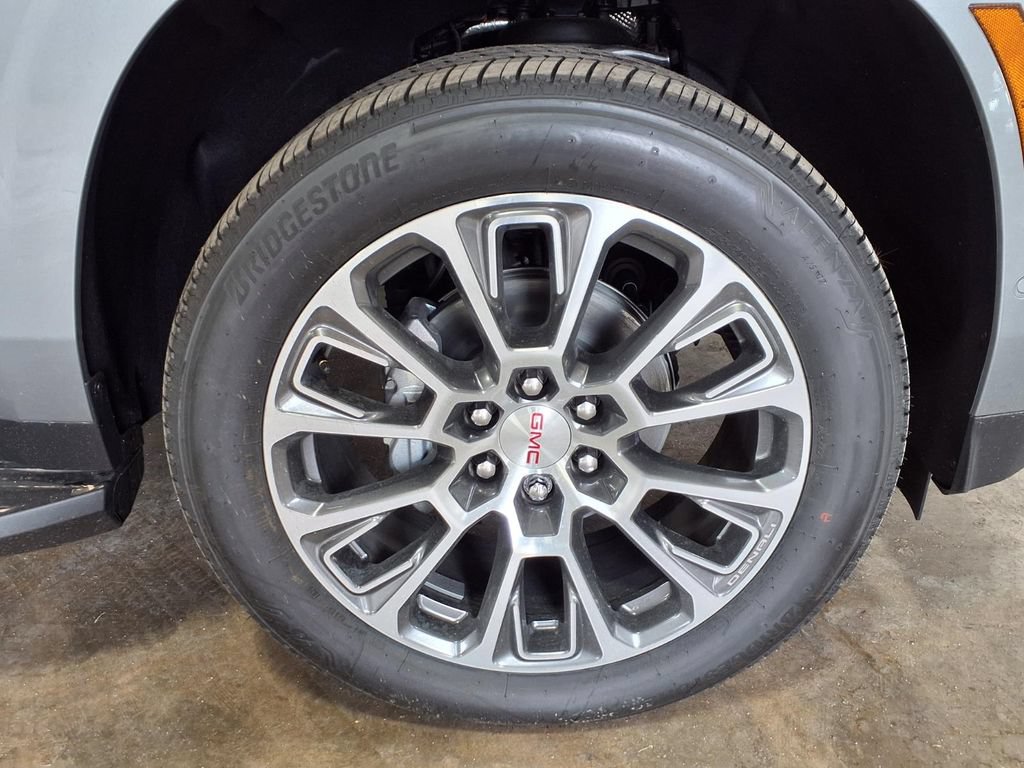 New 2026 GMC Yukon Denali w/ Advanced Technology Package RWD image 5