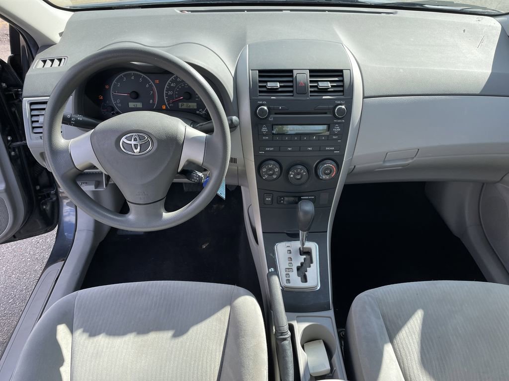 Used 2010 Toyota Corolla LE image 15