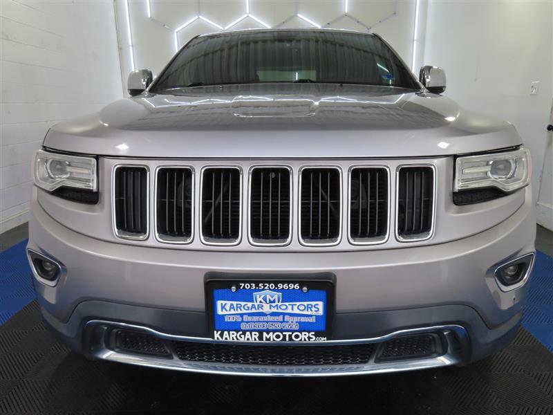 Used 2015 Jeep Grand Cherokee Limited w/ Luxury Group II image 2