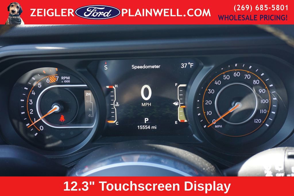 Used 2024 Jeep Wrangler Sahara w/ Technology Group image 29