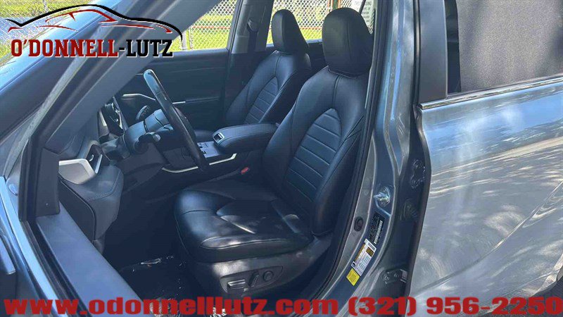 Used 2023 Toyota Highlander XLE FWD image 7