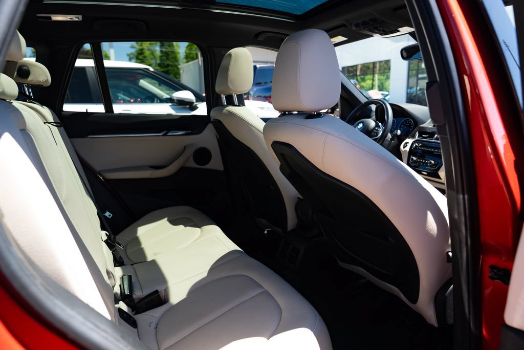 Used 2018 BMW X1 xDrive28i w/ Convenience Package AWD/4WD image 24
