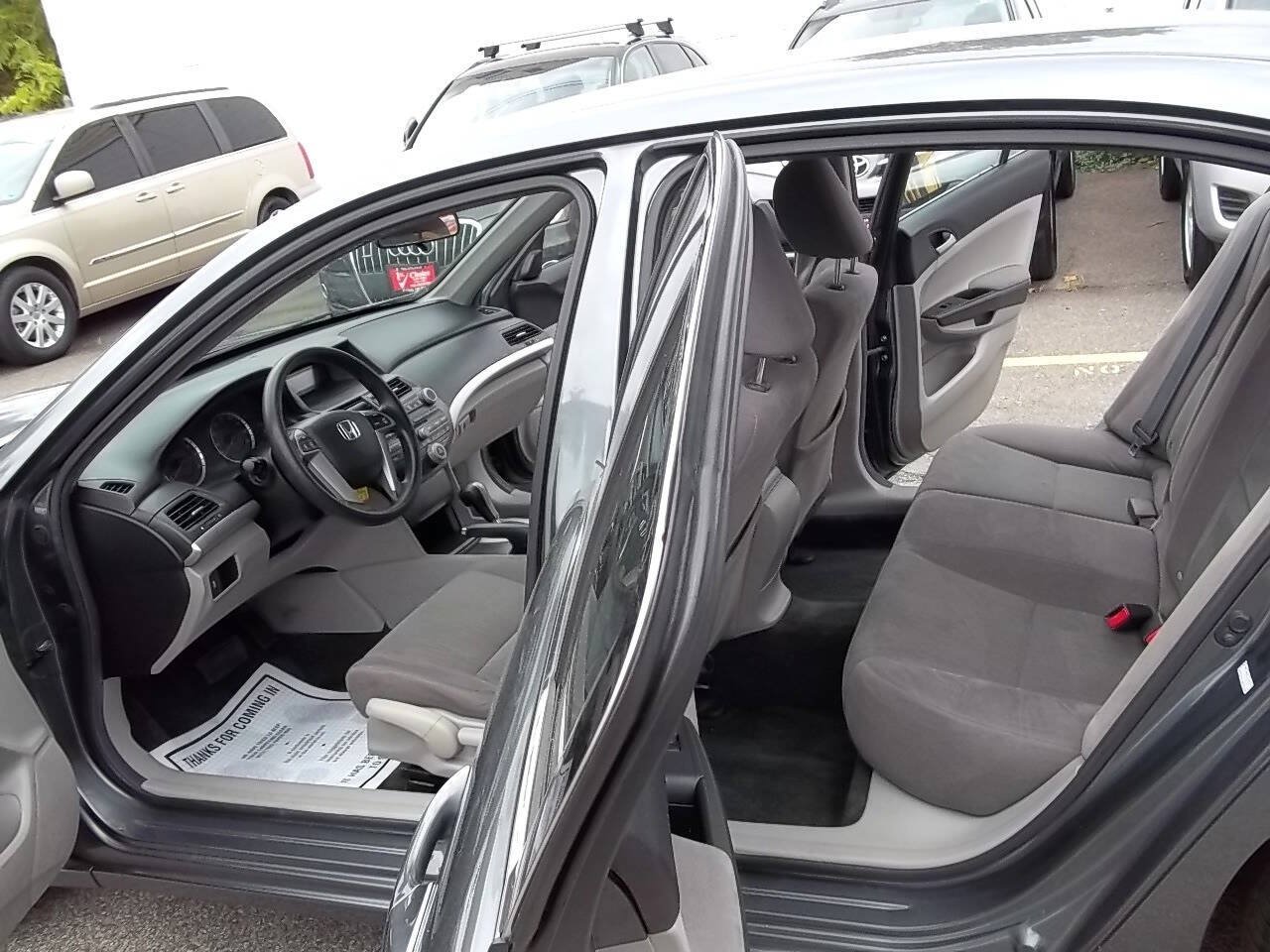 Used 2012 Honda Accord LX image 6