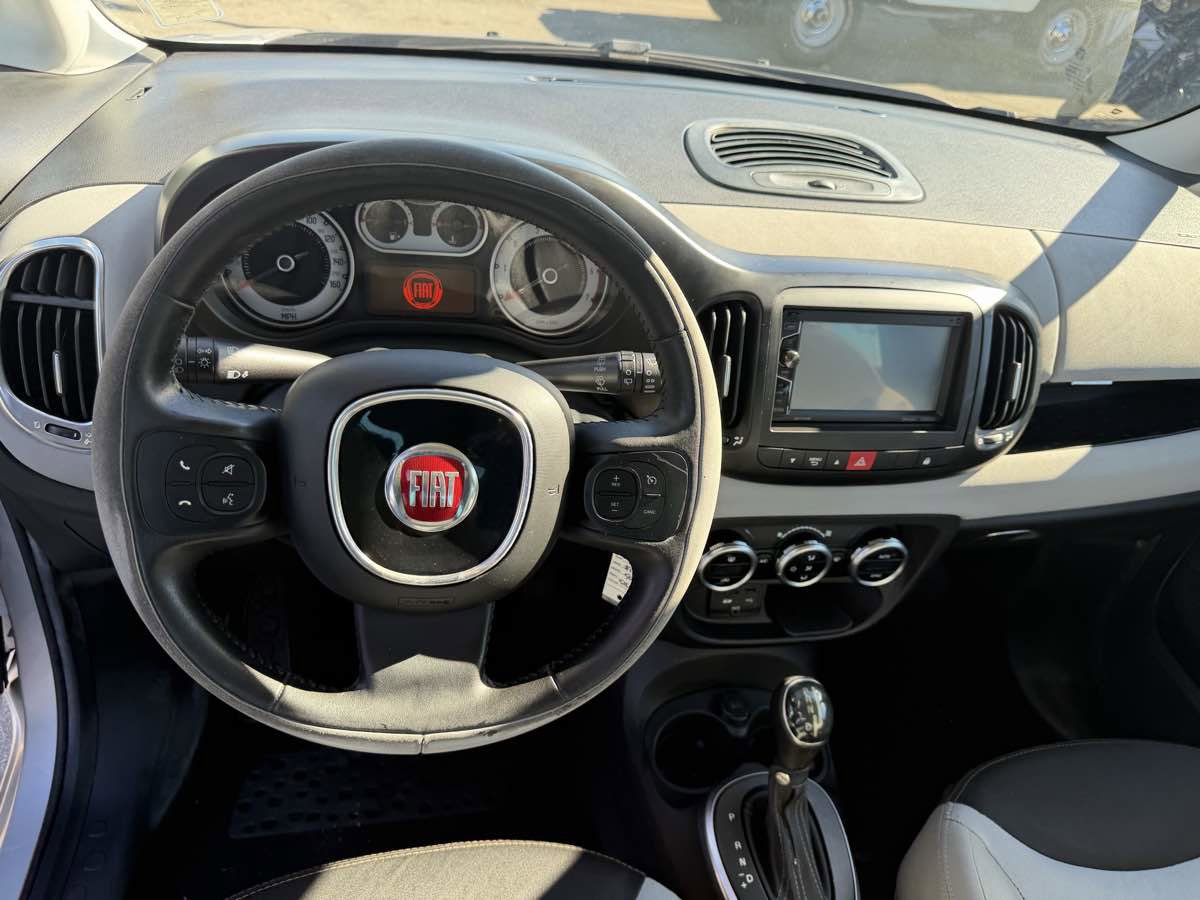 Used 2014 FIAT 500L Easy w/ Popular Equipment Group image 14