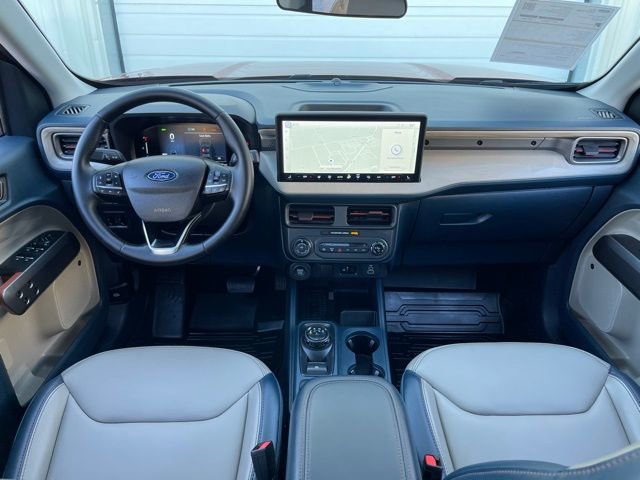 Certified 2025 Ford Maverick Lariat w/ 4K Tow Package image 7