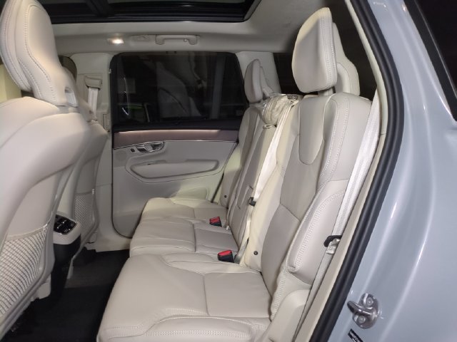 New 2026 Volvo XC90 B6 Ultra w/ Protection Package AWD/4WD image 26