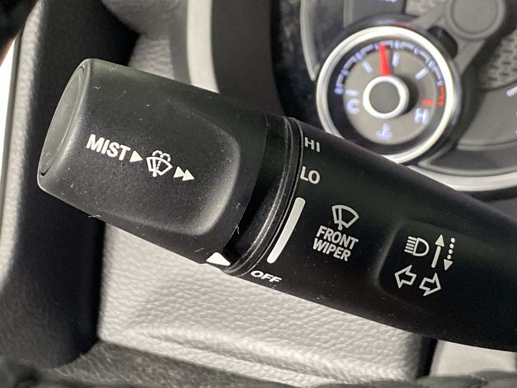 Used 2023 RAM 1500 4x4 Crew Cab image 17