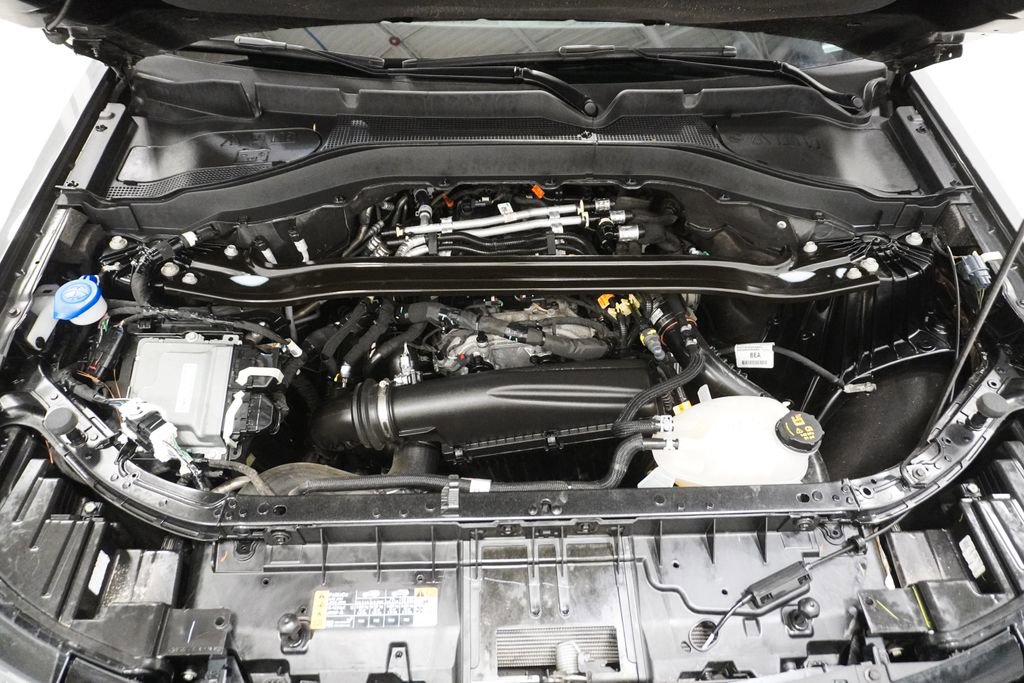 Used 2025 Ford Explorer ST-Line w/ ST-Line Street Pack image 33