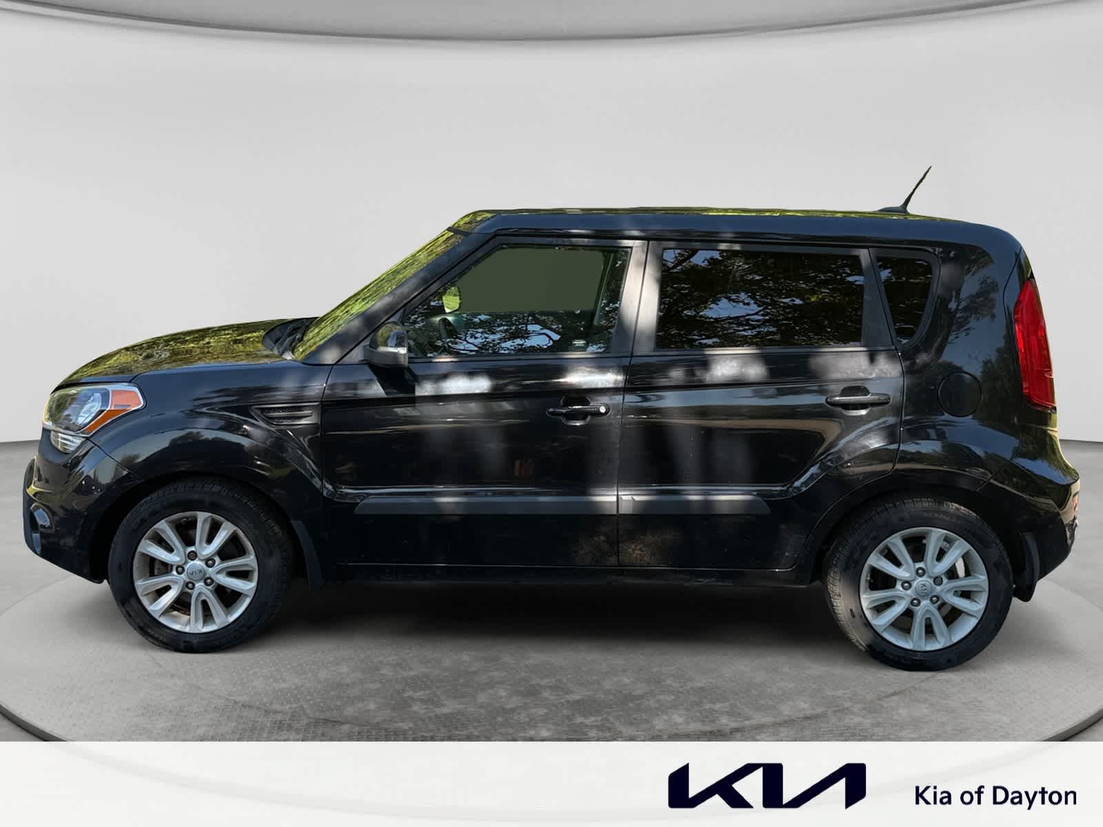 Used 2013 Kia Soul + w/ Audio Pkg FWD image 8