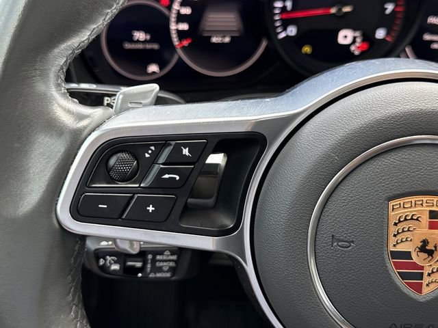 Used 2020 Porsche Cayenne image 15