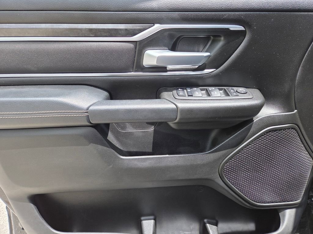 Used 2024 RAM 1500 Big Horn AWD/4WD image 23