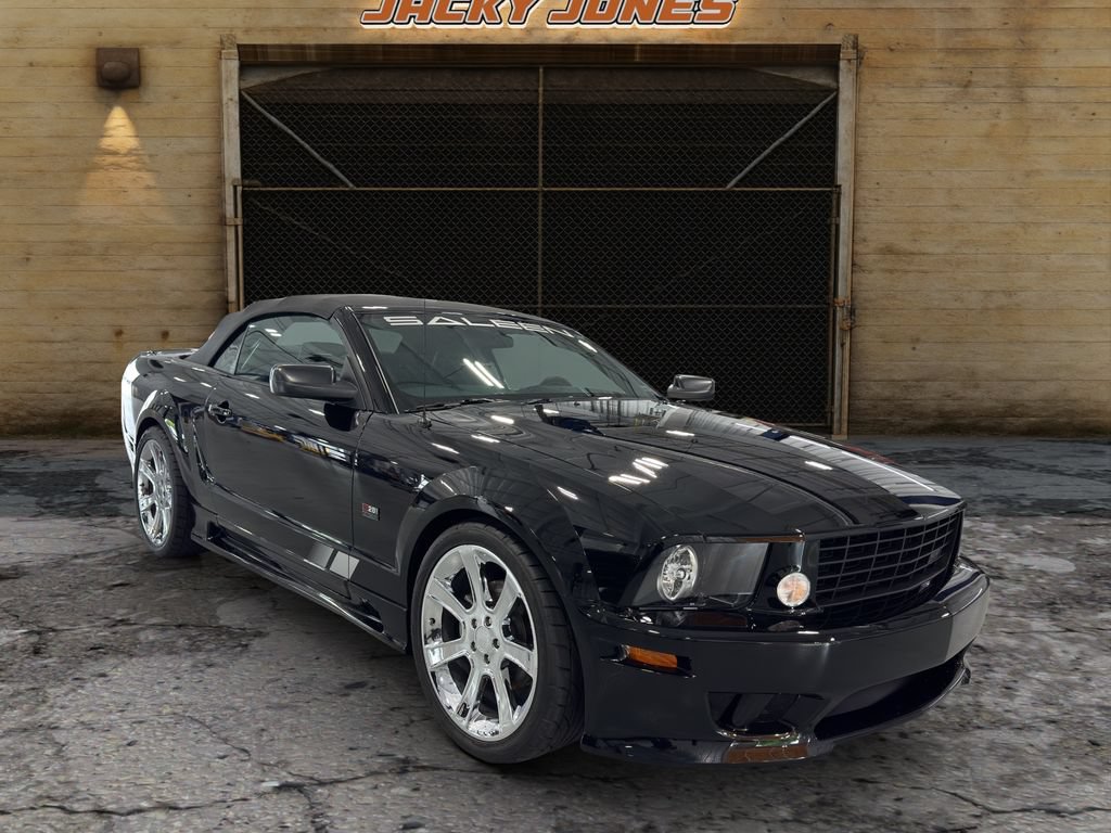 Used 2006 Ford Mustang GT RWD image 13
