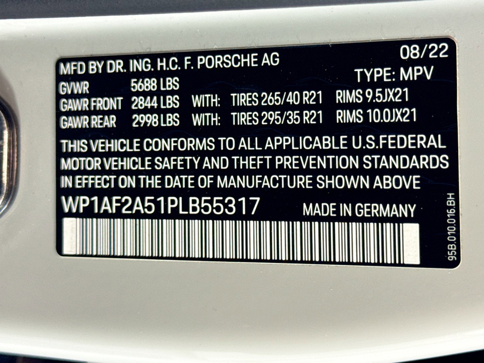 Certified 2023 Porsche Macan GTS image 27