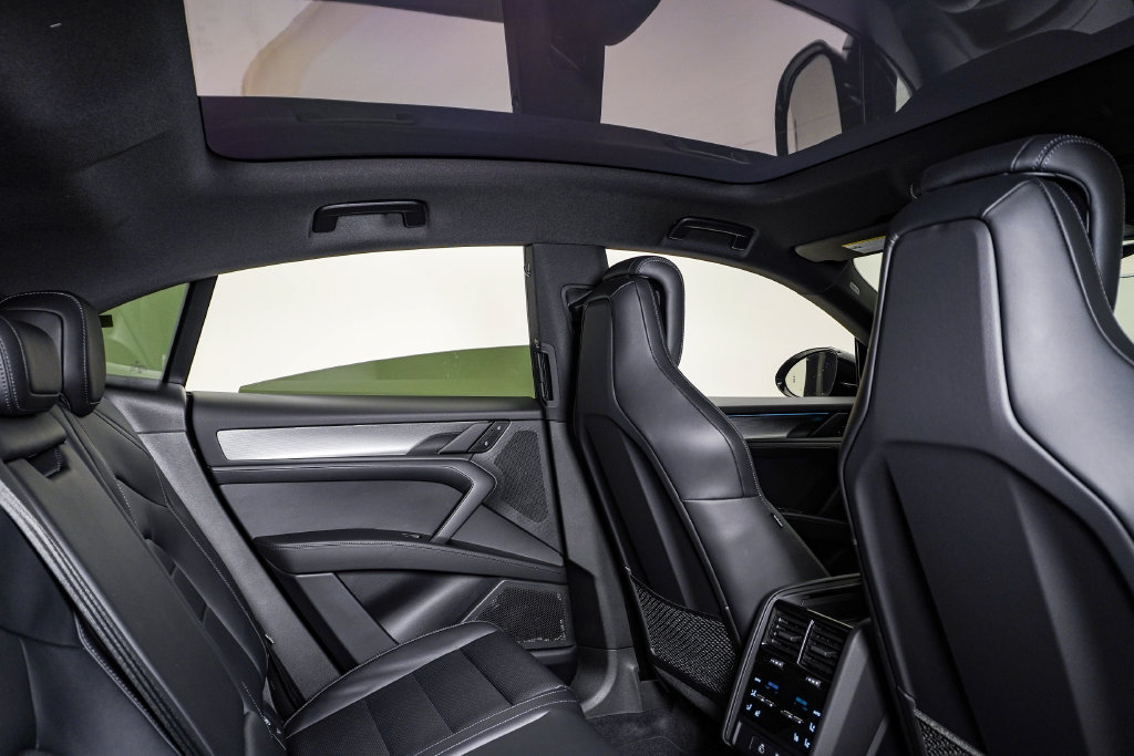New 2026 Porsche Cayenne S AWD/4WD image 16