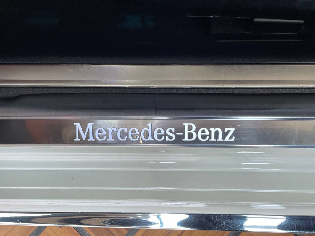 Used 2023 Mercedes-Benz S 580e 4MATIC Sedan w/ AMG Line image 14