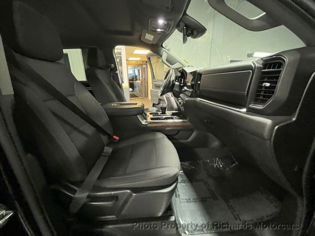 Used 2022 Chevrolet Silverado 1500 RST w/ Max Trailering Package image 19