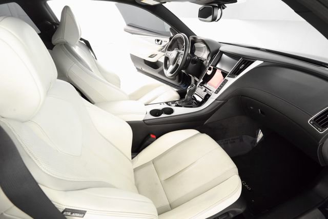 Used 2017 INFINITI Q60 Red Sport 400 image 11