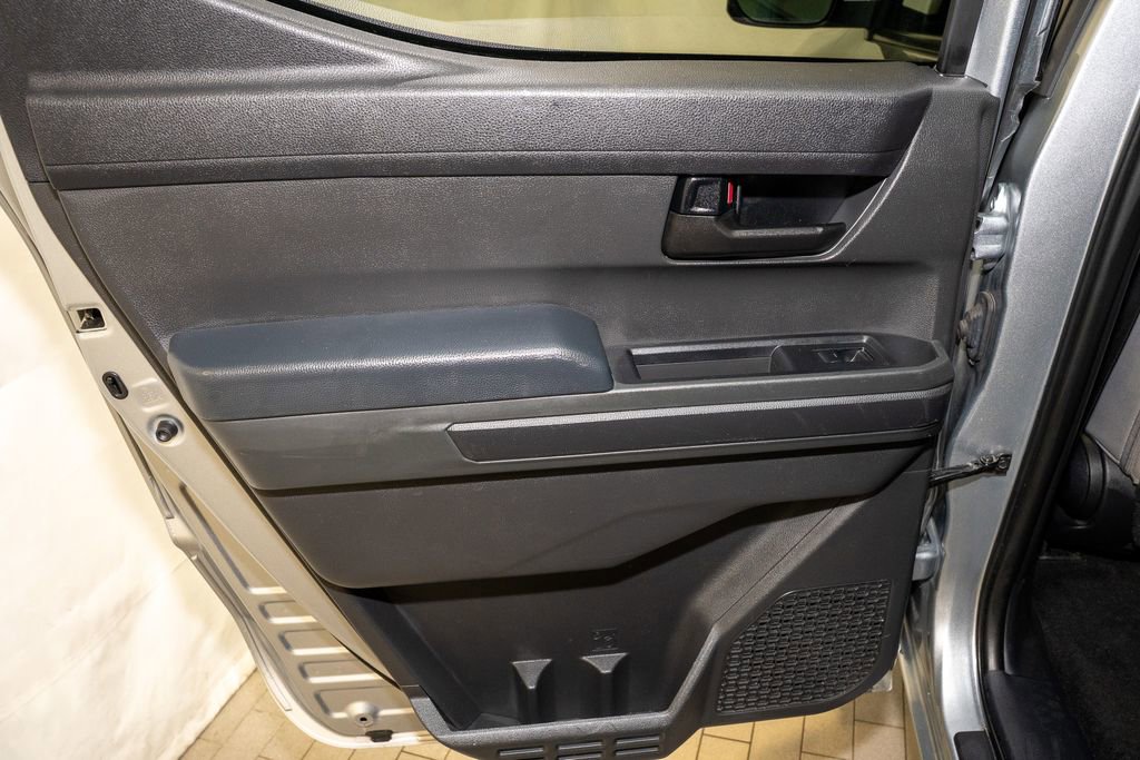 Certified 2024 Toyota Tacoma SR5 image 8