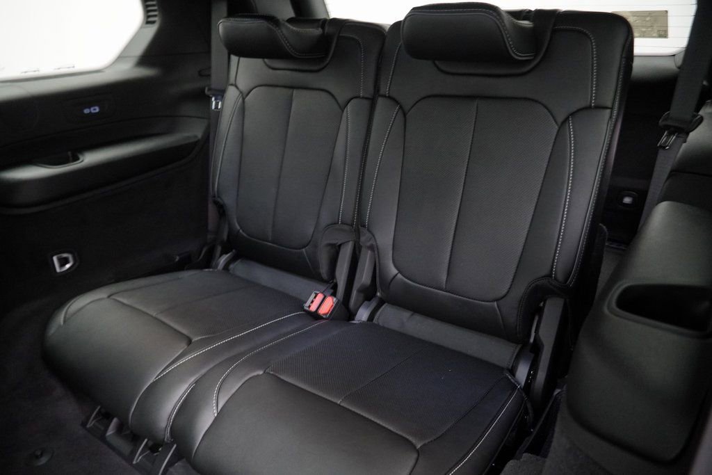 New 2025 Jeep Grand Cherokee L Overland image 18