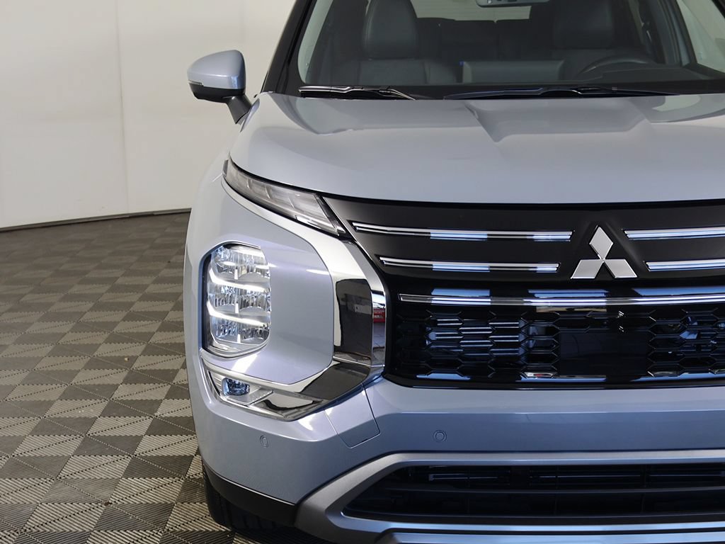 New 2026 Mitsubishi Outlander SE FWD image 13