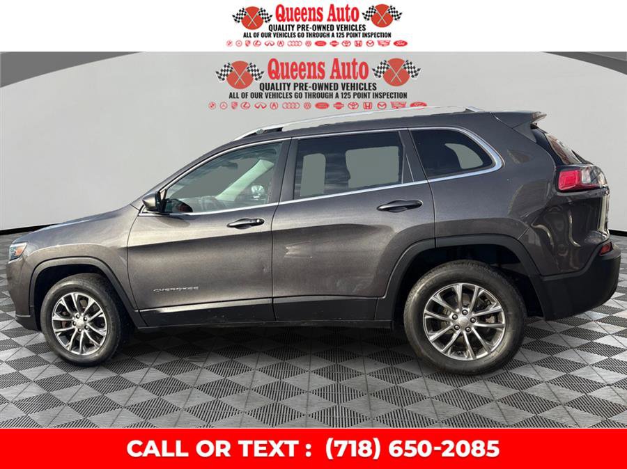 Used 2019 Jeep Cherokee Latitude Plus w/ Cold Weather Group image 3