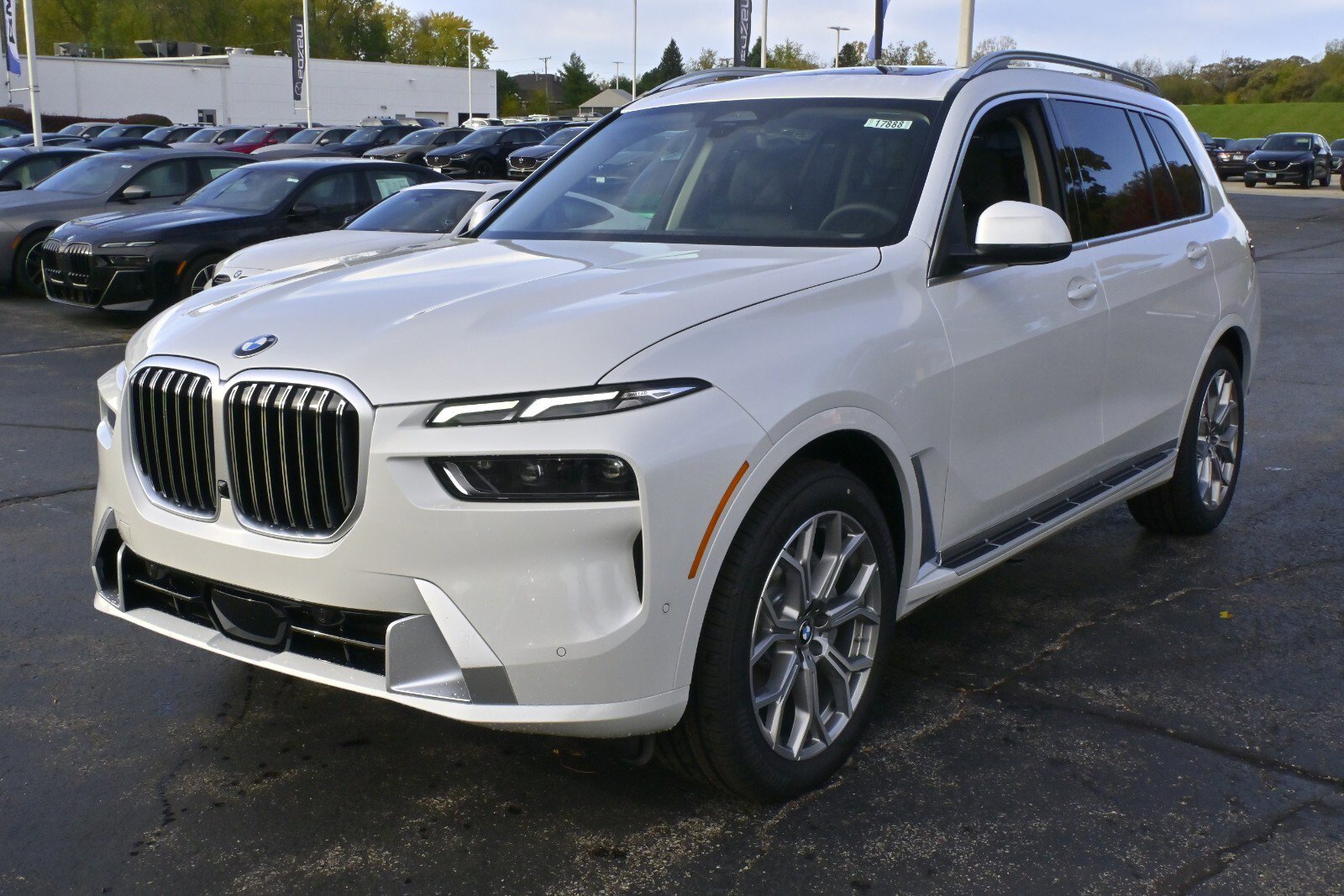 New 2026 BMW X7 xDrive40i w/ Premium Package image 7