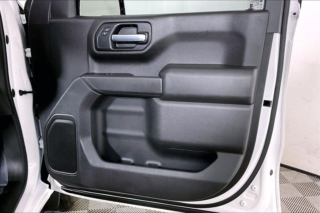 Used 2021 Chevrolet Silverado 1500 Custom image 23