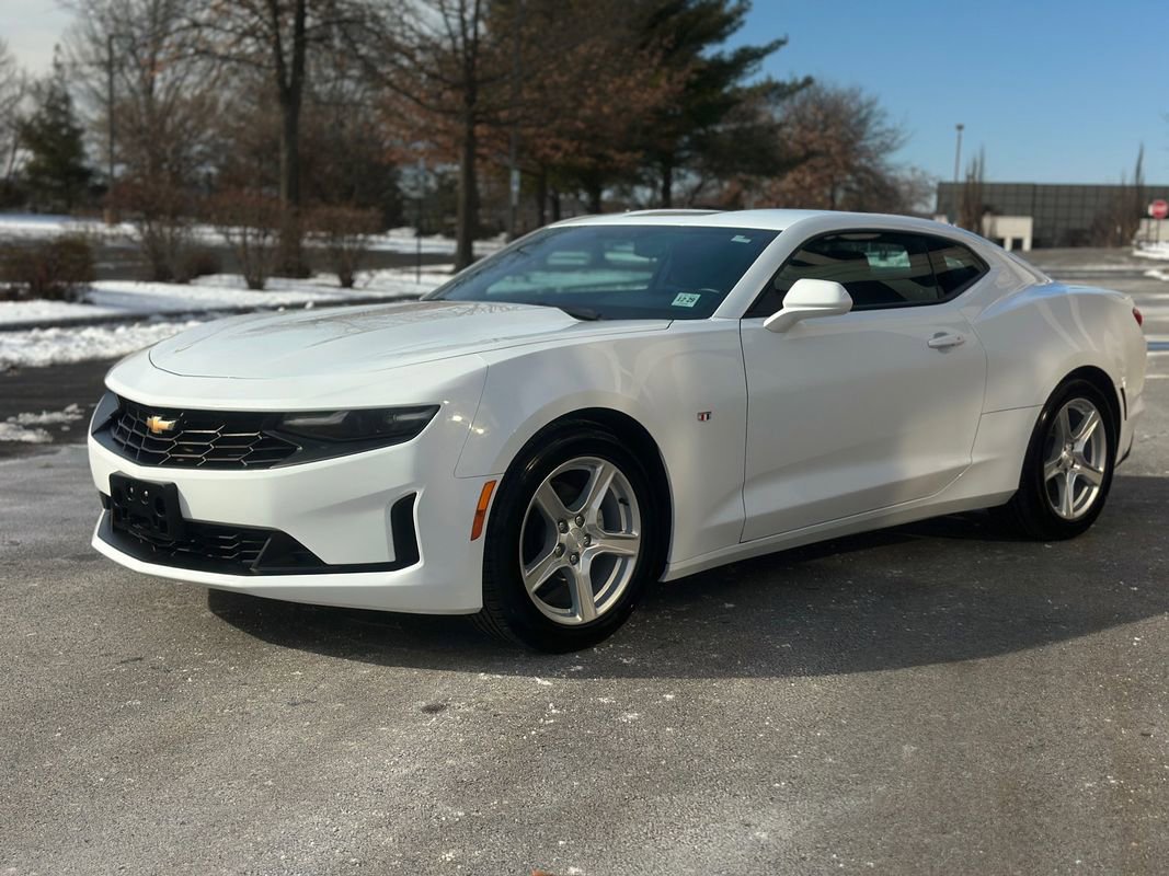 Used 2024 Chevrolet Camaro LT image 4