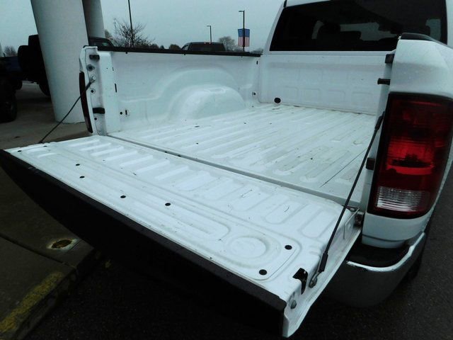 Used 2024 RAM 1500 Classic SLT image 28