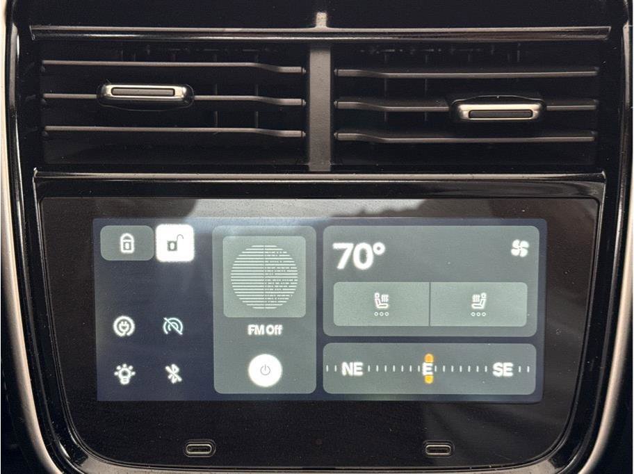 Used 2022 Rivian R1T Launch Edition image 23