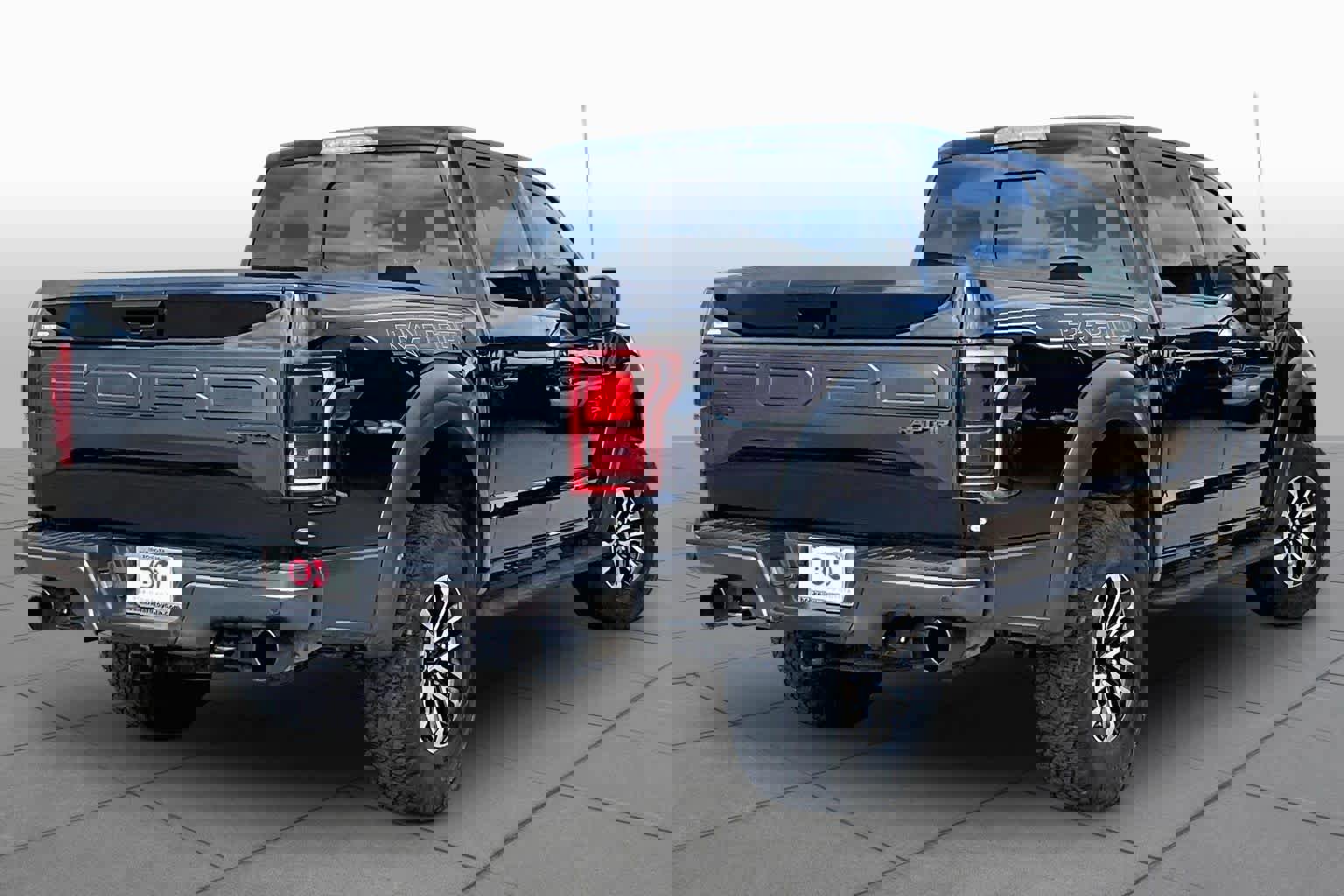 Used 2020 Ford F150 Raptor w/ Equipment Group 802A Luxury AWD/4WD image 13