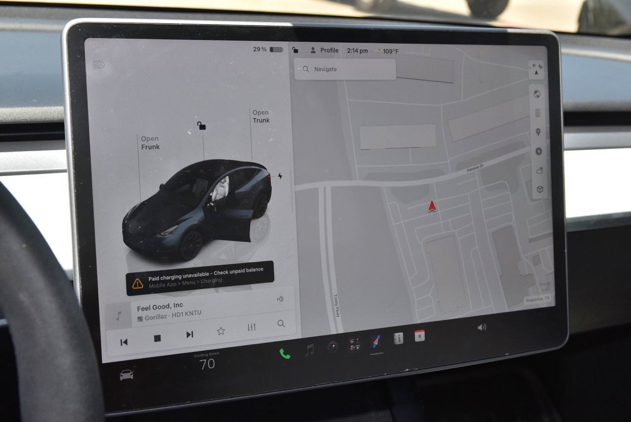 Used 2025 Tesla Model Y Long Range AWD/4WD image 9
