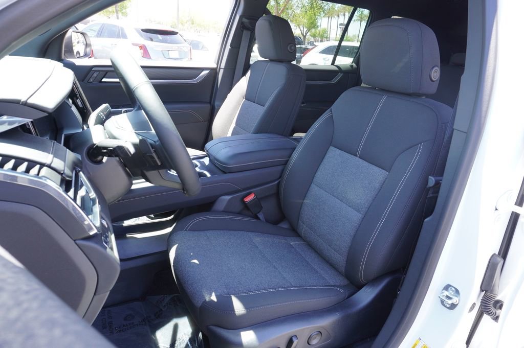 New 2025 GMC Acadia Elevation image 14