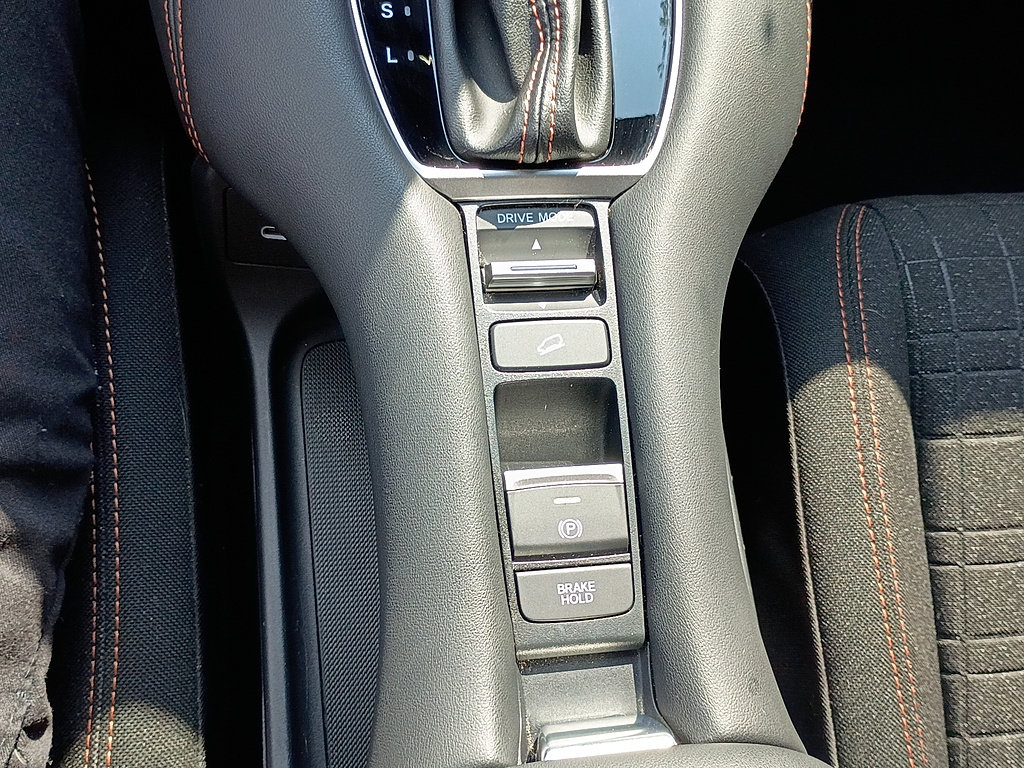 Certified 2024 Honda HR-V Sport image 22