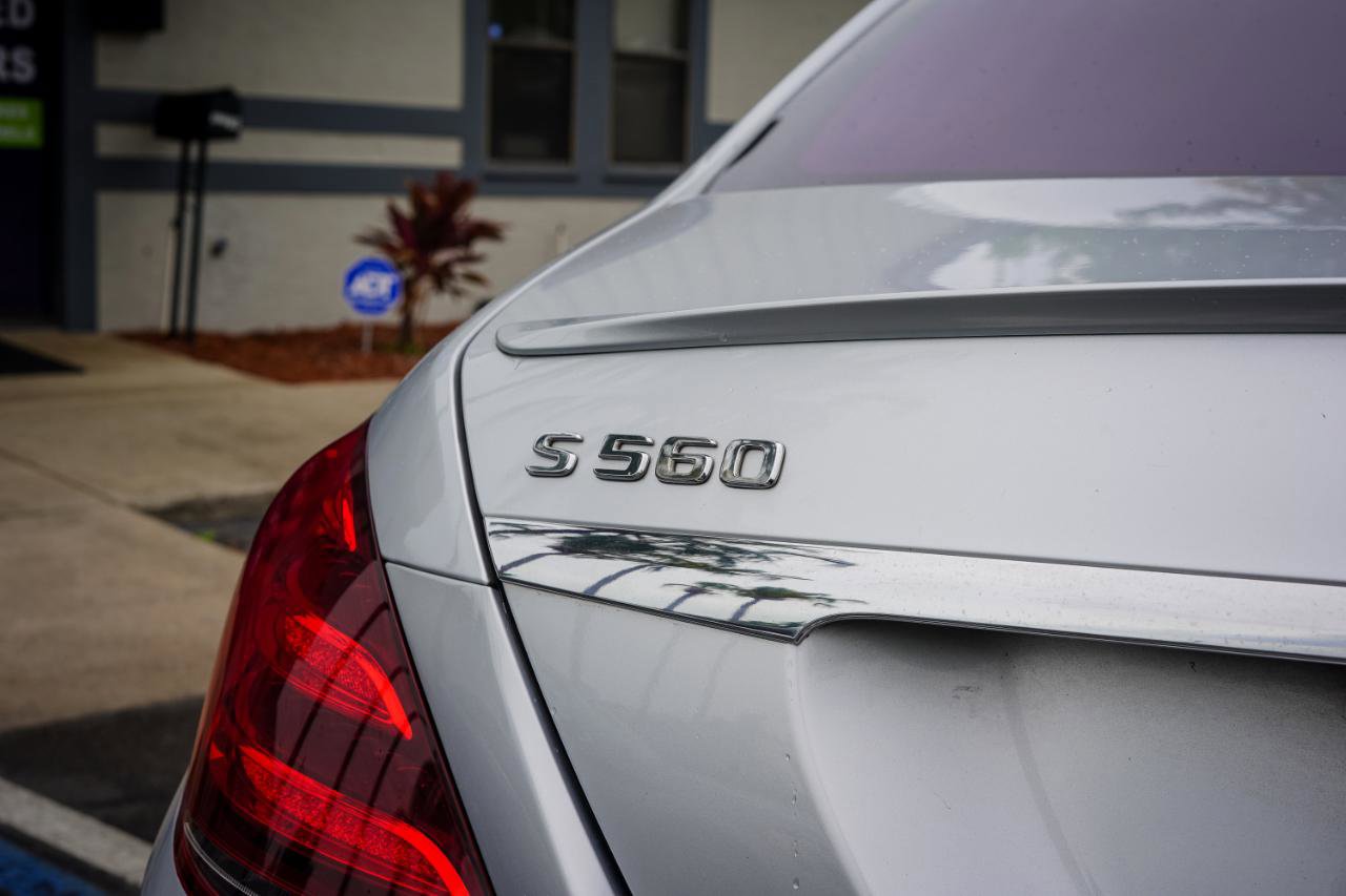 Used 2018 Mercedes-Benz S 560 Sedan image 7