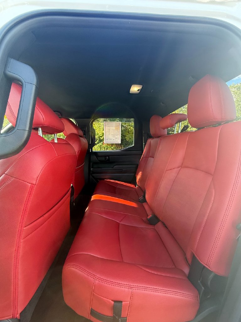 Used 2025 Toyota Tacoma SR5 AWD/4WD image 25