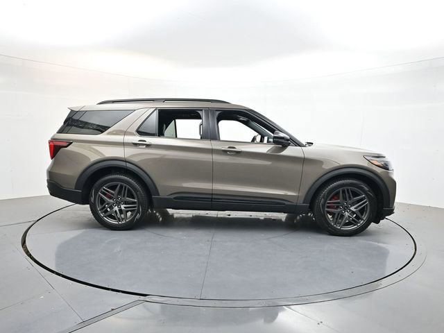 Used 2026 Ford Explorer ST w/ Sun And Sound Package AWD/4WD image 11