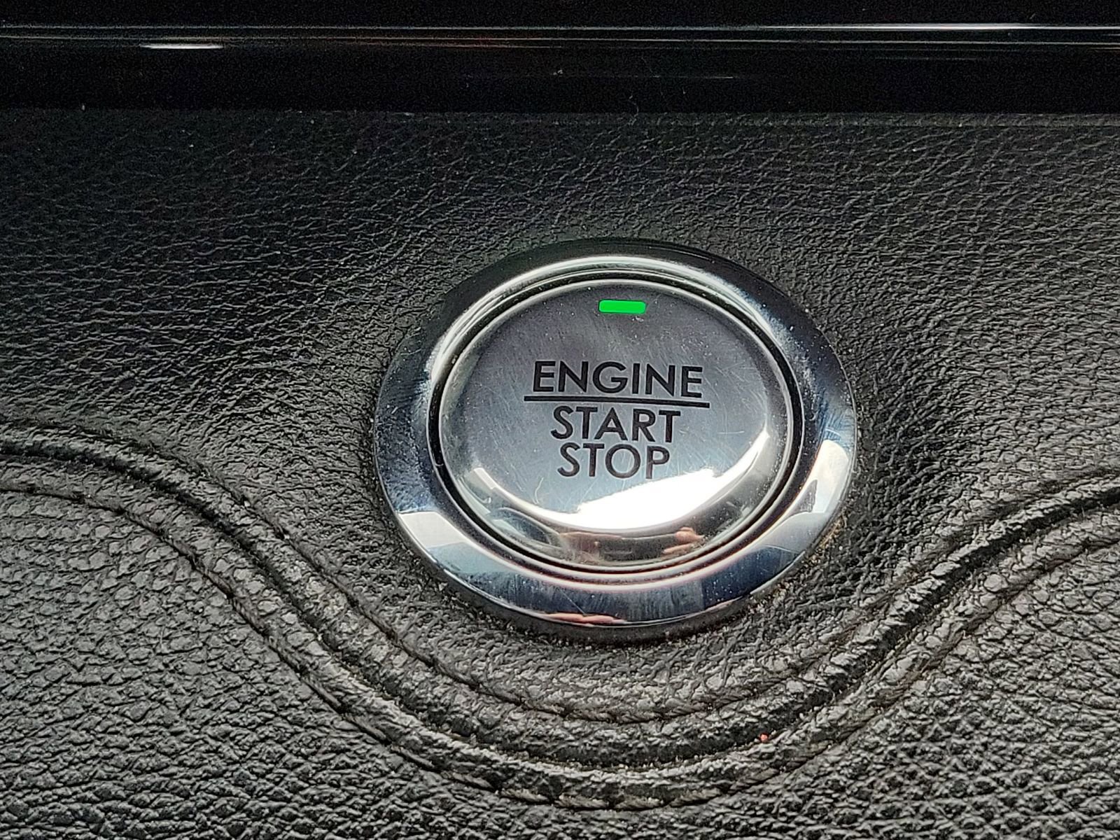 Used 2020 Lincoln Navigator L Reserve w/ Equipment Group 208A Reserve AWD/4WD image 17
