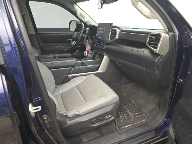 Used 2023 Toyota Tundra SR5 w/ SR5 Premium Package AWD/4WD image 28