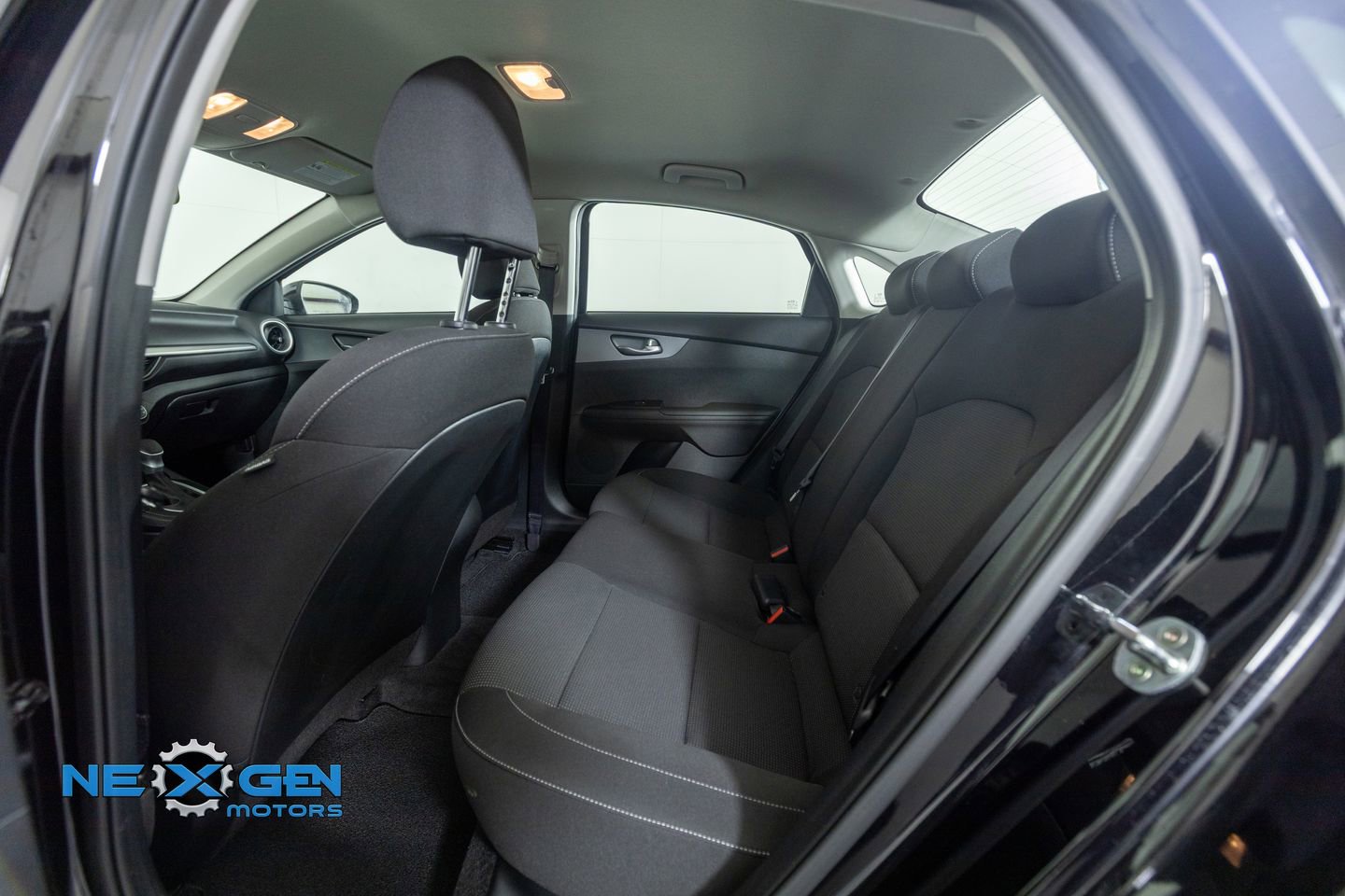 Used 2020 Kia Forte LXS FWD image 26